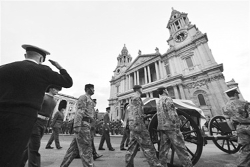 D15Ӣ׶أʼTڱo͡`ѡ_ʥ_Al(f)