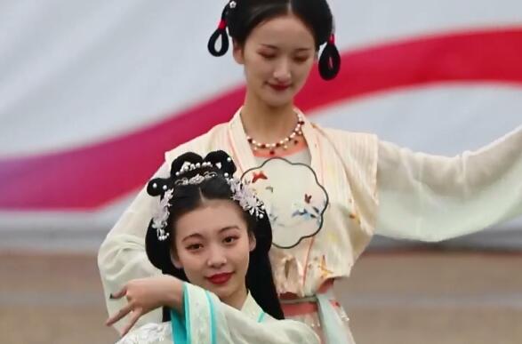 如何讓“國風(fēng)”吹向世界？媒體大咖熱議