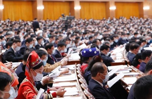 最高法報(bào)告談司法判決：決不向耍橫霸道者讓步，決不遷就縱容惡習(xí)陋俗